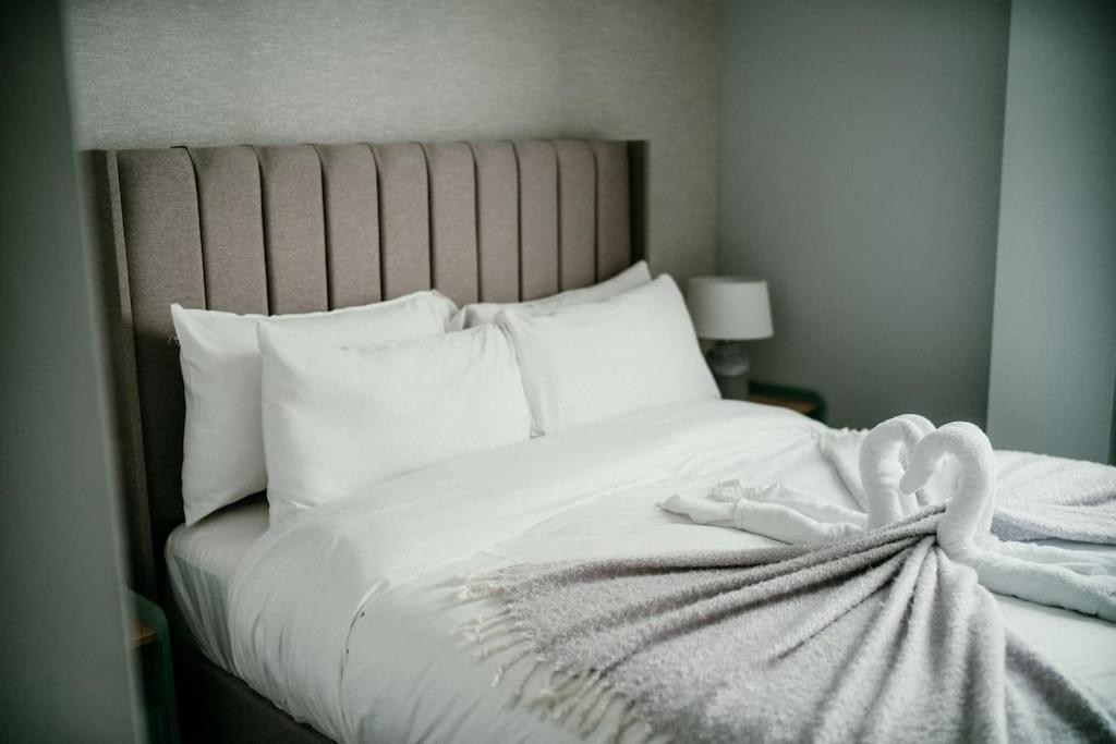 Urban Elegance: Luxury; Sleeps 6