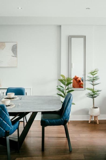 Urban Elegance: Luxury; Sleeps 6 * Belfast